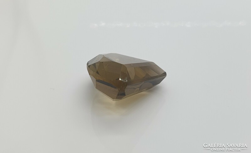 Smoky quartz fantasy polished 10 carats. With certification.