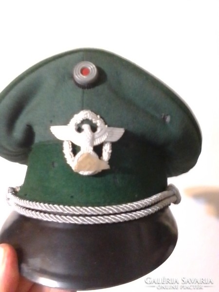 Wartime German plate cap