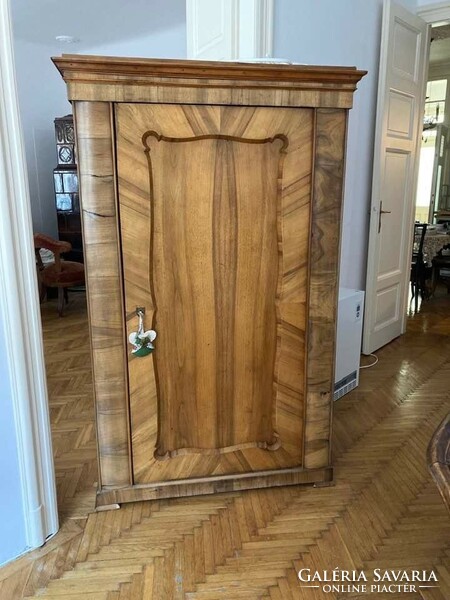 Biedermeier cabinet from 1855 in beautiful condition