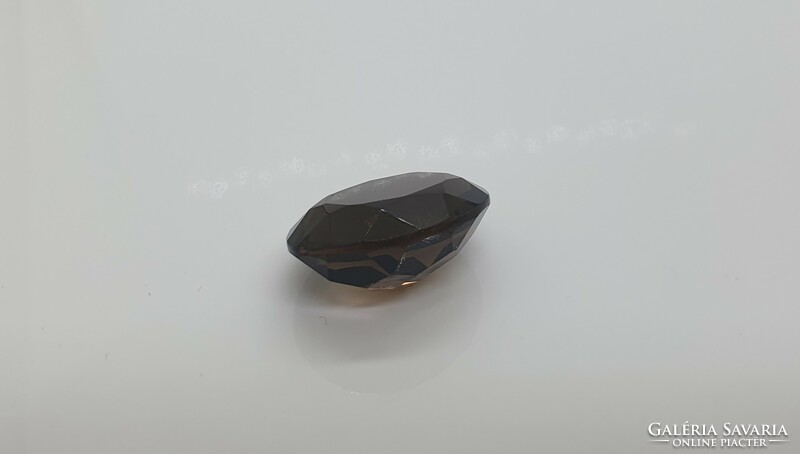 Smoky quartz oval polished 12 carats. With certification.