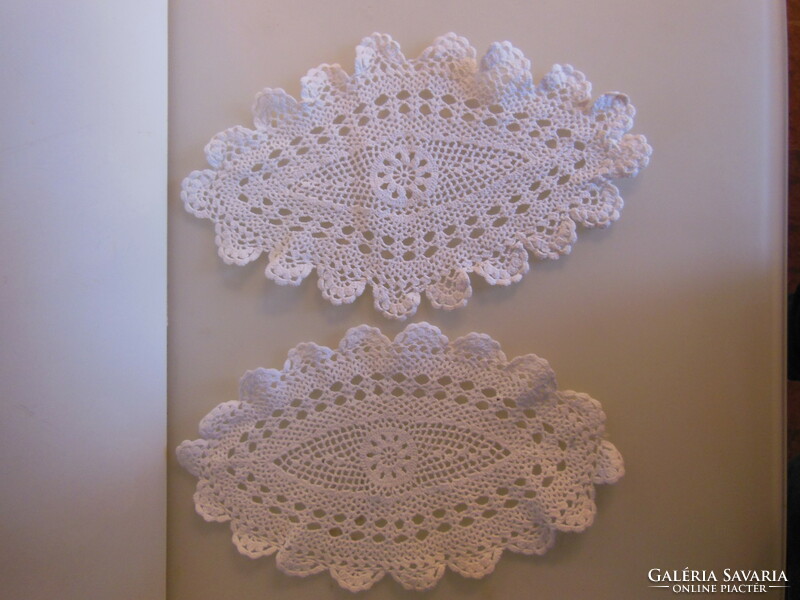 Handwork - lace - 2 pcs !! - 35 X 21 cm - snow white - old - Austrian - perfect