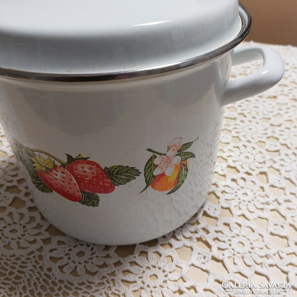 Strawberry-pear, fruit pattern enamelled pot, dish