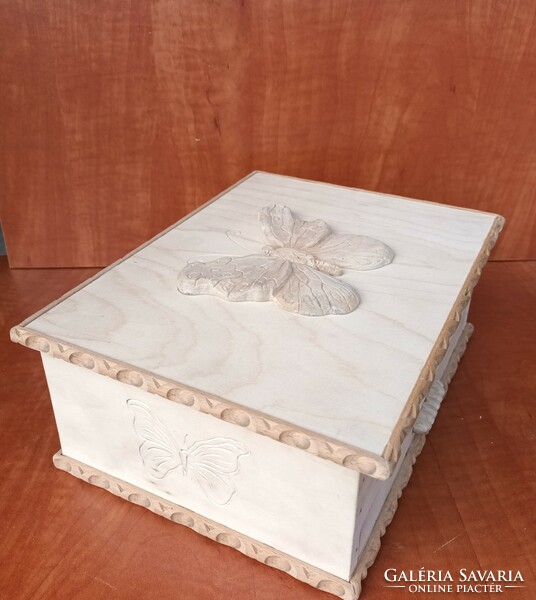 Decorative box, carved box, butterfly box, butterfly, unique box, wooden box, jewelry box, jewelry box