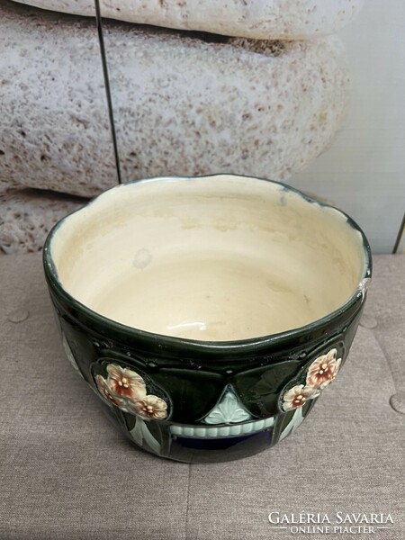 Antique secession-style glazed majolica pot a67