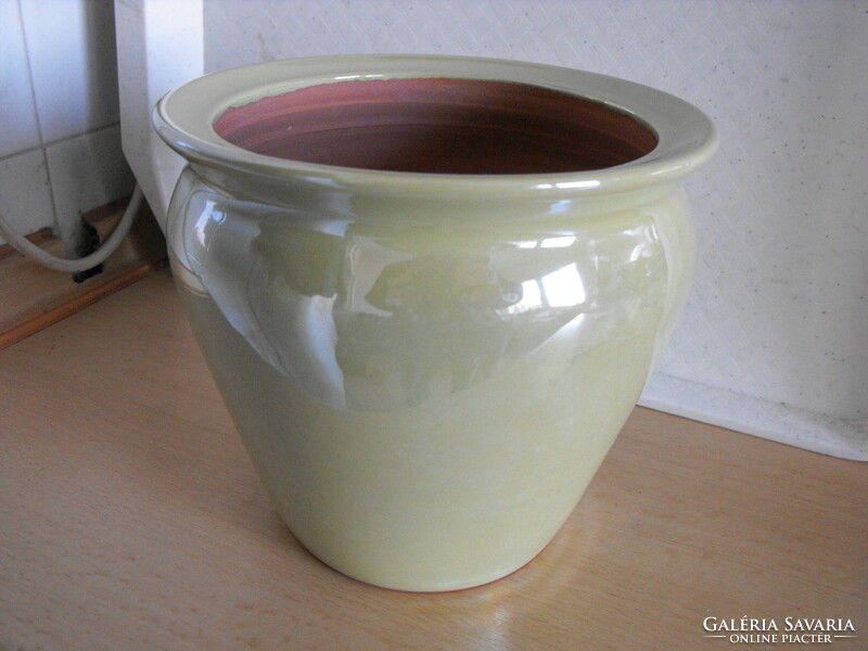 Lustrous flower pot large