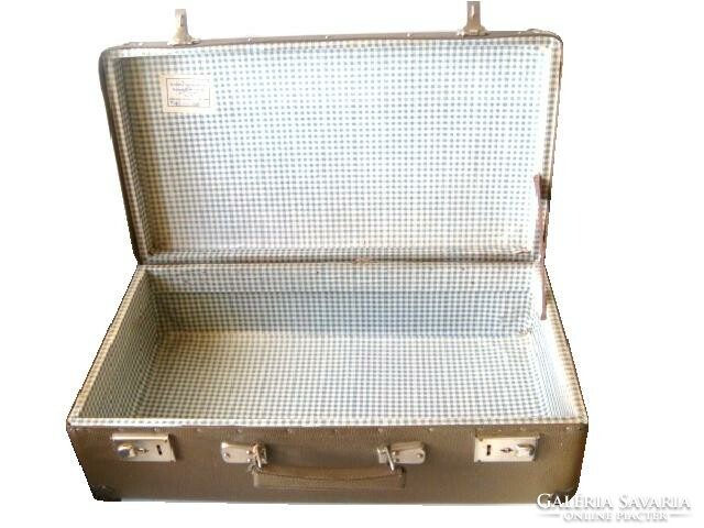 Brand new antique suitcase m.I.P.C. Fabrica staruinta