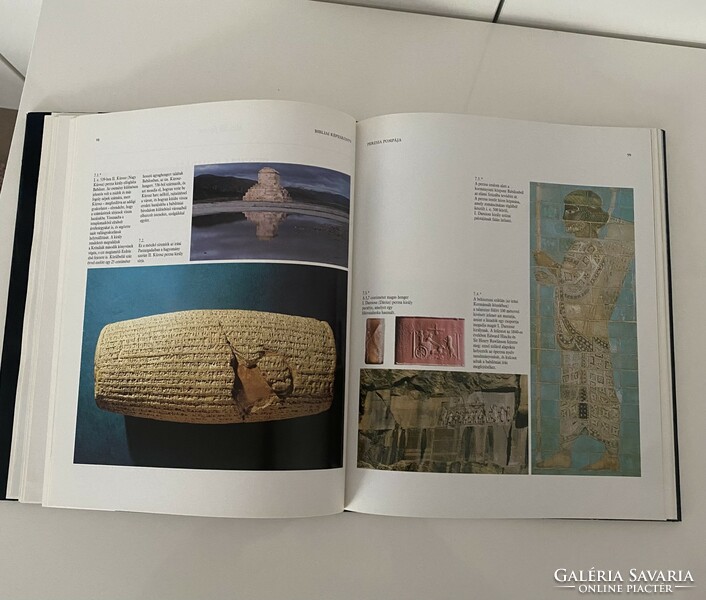 Biblical picture book: cities - objects - scenes, corvina 1990.