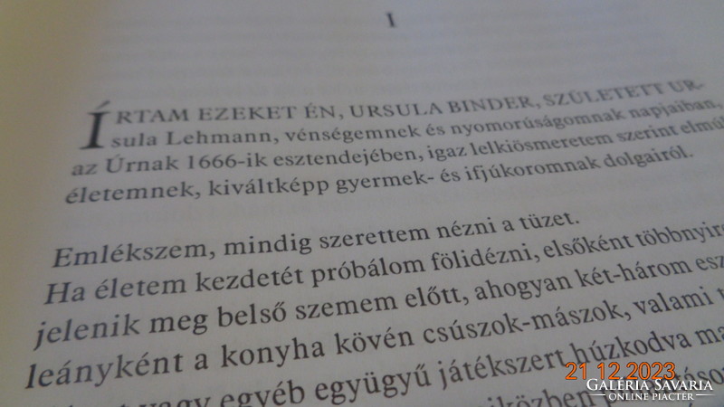 A kígyó árnyéka    Írta  Rakovszky Zsuzsa   2002