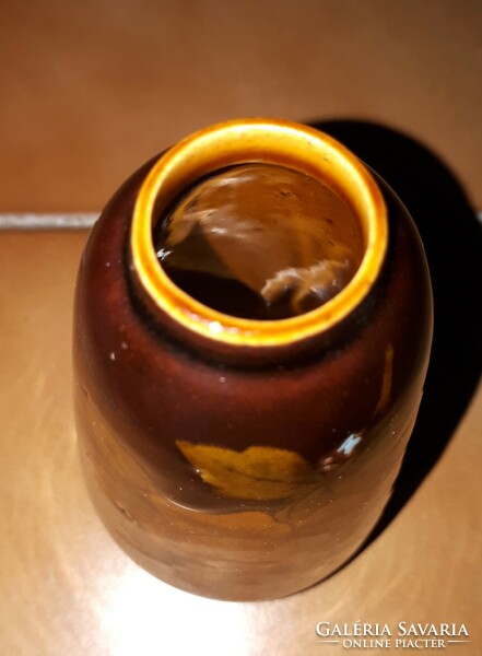 Brown rose vase