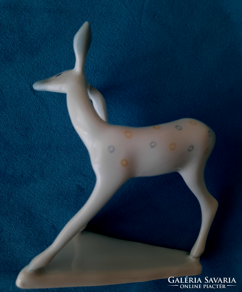 Aquincumi art deco ear scratching deer