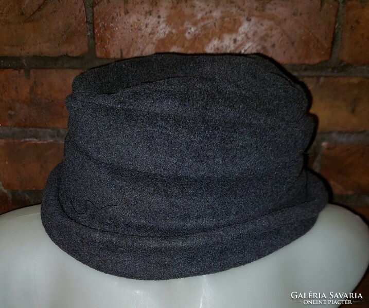 Tcm szürke sapka/kalap