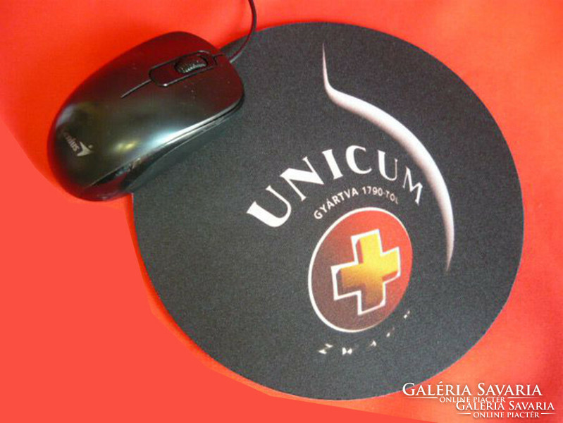 Unicum mouse pad