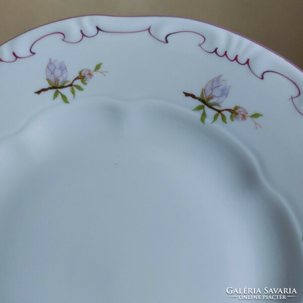 Zsolnay barackvirágos,lila tányérkészlet.