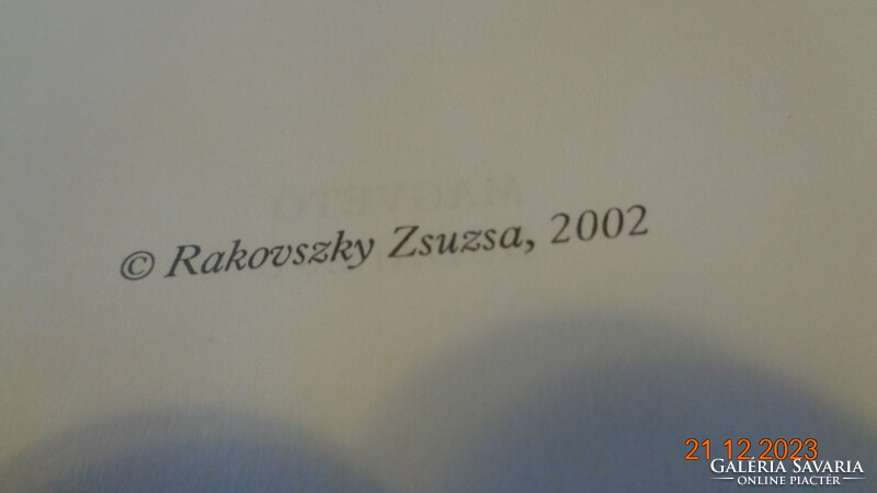 The shadow of the snake was written by Zsuzsa Rakovszky in 2002