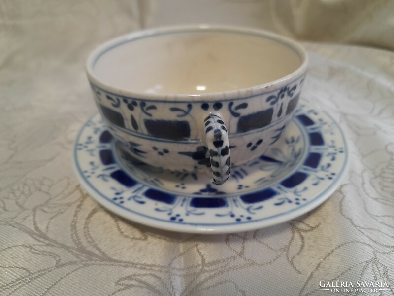 Zsolnay teacup