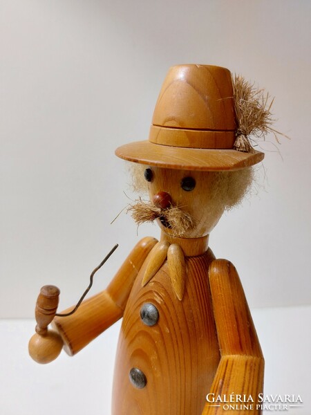 Smoking wooden figure old man 25 cm