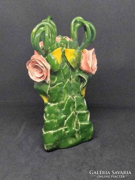 Rózsamintás majolika váza, kerámia váza - különleges forma