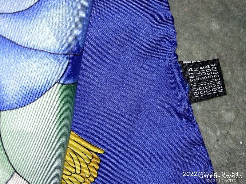 Pompás selyemkendő, kék tónusú valódi selyem nagy női kendő rózsa mintával