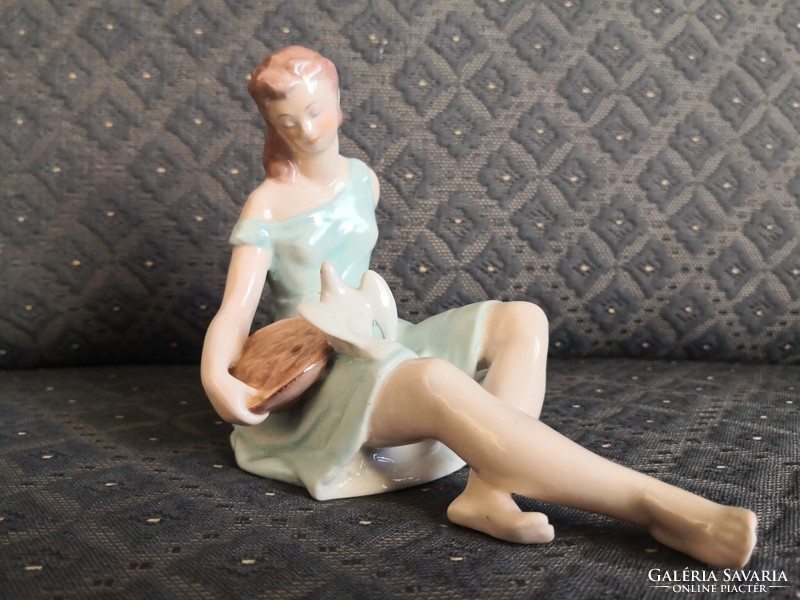 Lifelike Cinderella with a dove rushing to her aid, drasche porcelain