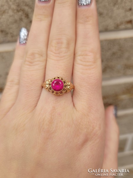 Antique 14k rose gold ruby stone ring with openwork head!