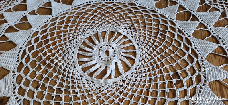 Large crocheted lace tablecloth, tablecloth 100 cm