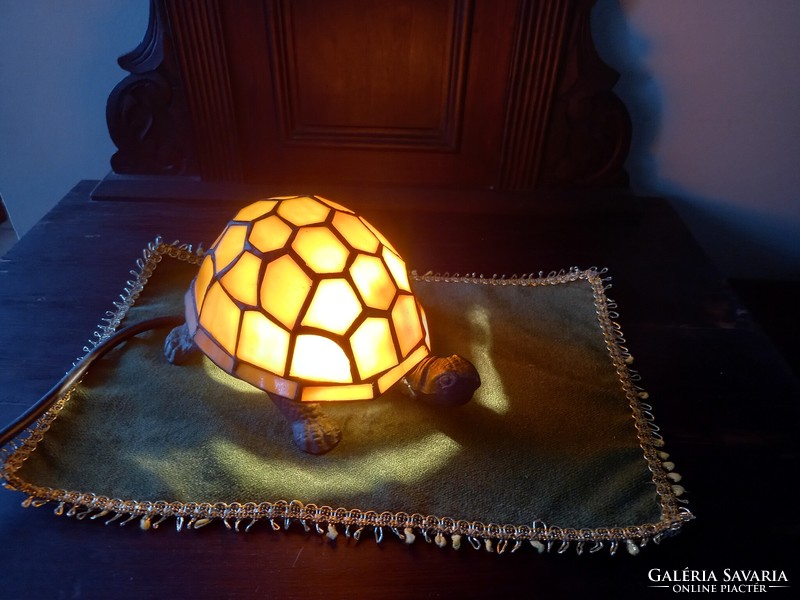 Tiffany tortoise lamp