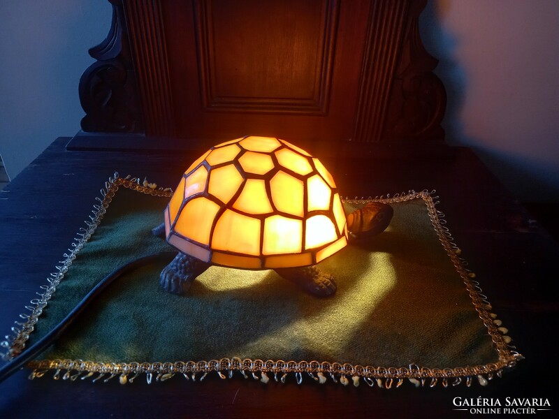 Tiffany tortoise lamp