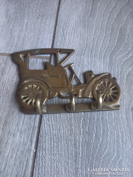 Szép régi réz autós kulcstartó fogas (12x8x3,3 cm)