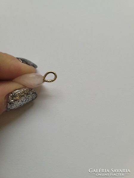 9K gold and rose quartz heart-shaped pendant!