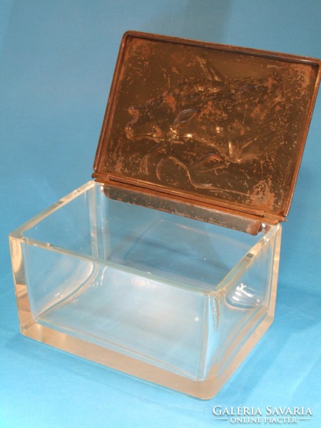 Glass box for hunters (090323)