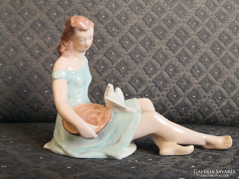 Lifelike Cinderella with a dove rushing to her aid, drasche porcelain