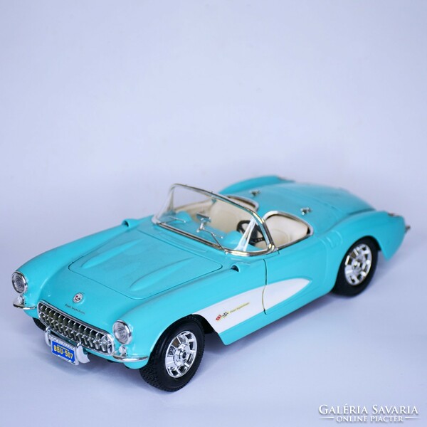 Bburago Chevrolet Corvette 1957