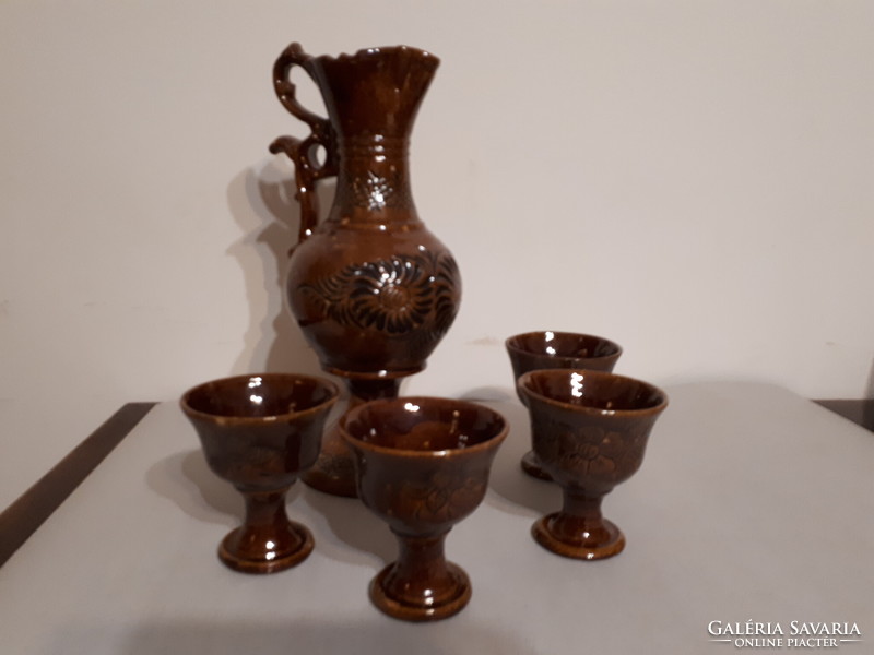 Brown glazed ceramic jug with 4 mugs, mulled wine, wine, cup, jug