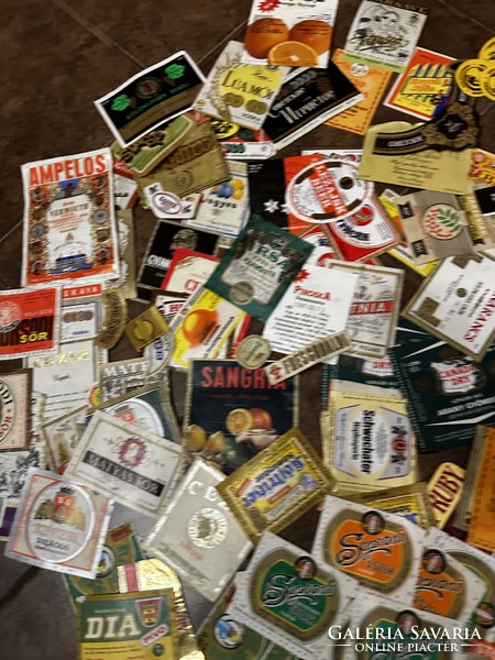 110 old drink labels for beer, wine and brandy