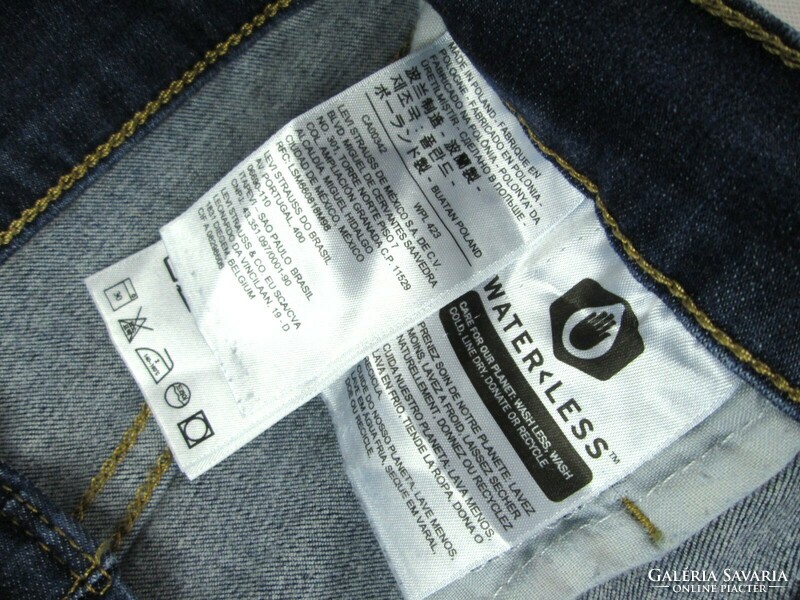 EREDETI LEVIS MILE HIGH SUPER SKINNY (W26 / L30) NŐI SZTRECCSES FARMERNADRÁG