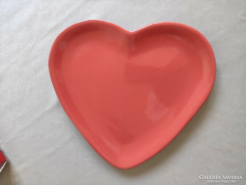 Szív alakú halvány piros mázas kínáló kerámia tálka  Valentin napra Új!