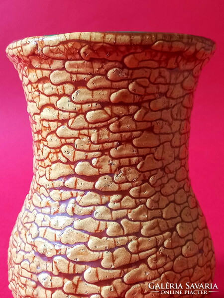Gorka gorge cracked glazed vase