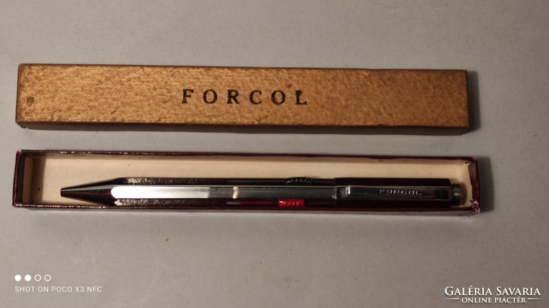 Vintage pen in fork box, recommended for an incomplete collection