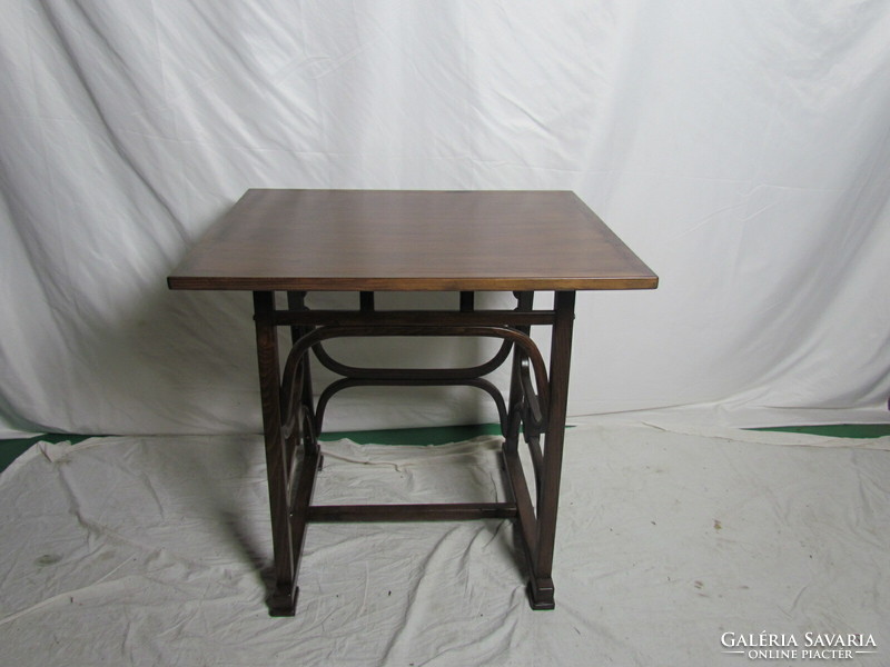 Antique thonet table + chair (restored)