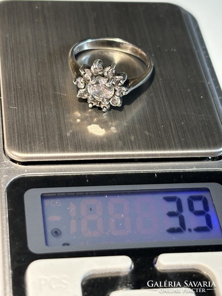 Álomszép 54-55-ös sokköves ezüst gyűrű. Jelzett és 3.9 gramm