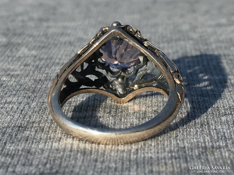 Women's silver ring amethyst