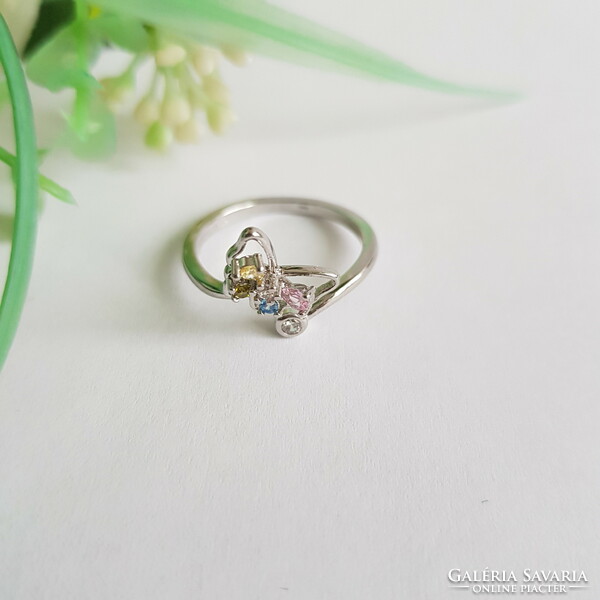 New adjustable size ring with rhinestones and butterfly decoration