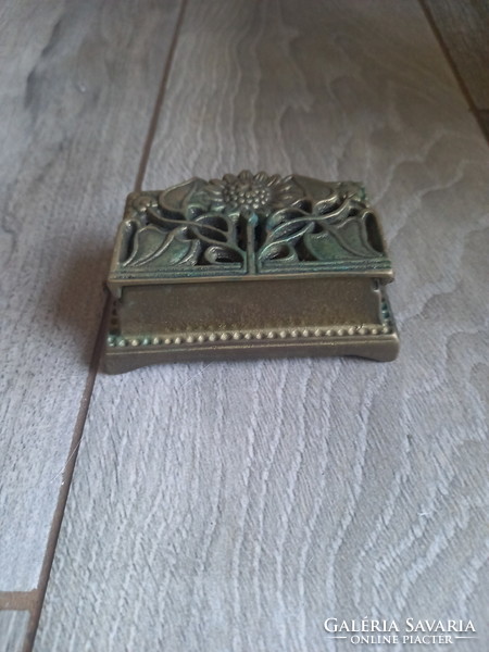 Wonderful openwork old copper stamp box (9x5.8x3.7 cm)
