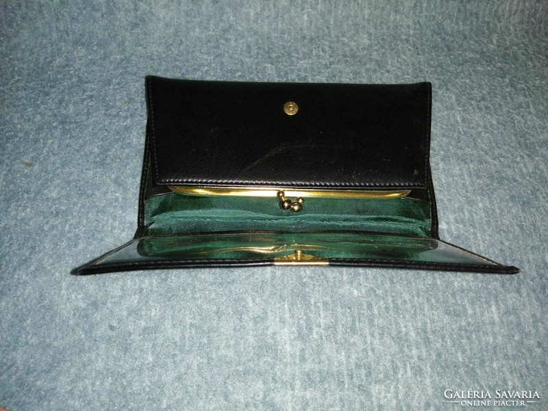 Fekete női pénztárca 9*16,5 cm (A4)