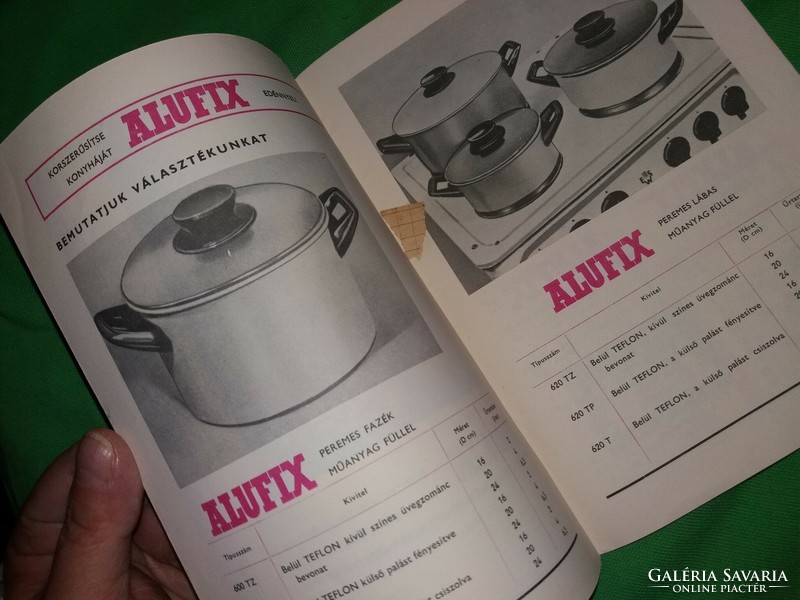 Az ALUMINIUM ÁRUGYÁR ALUFIX edények katalógusa ételreceptekkel 1. kiadás újság a képek szerint