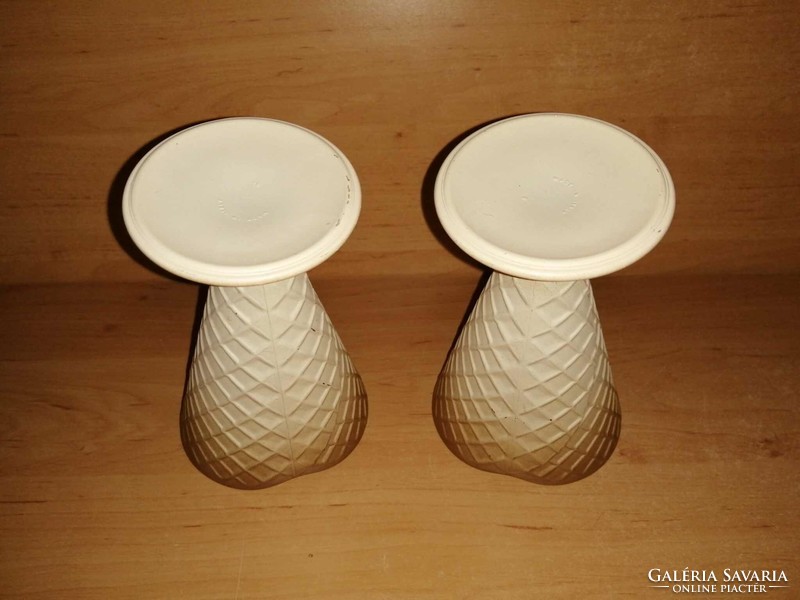 Funnel-shaped glass ice cream and dessert glasses in a pair (12/k)