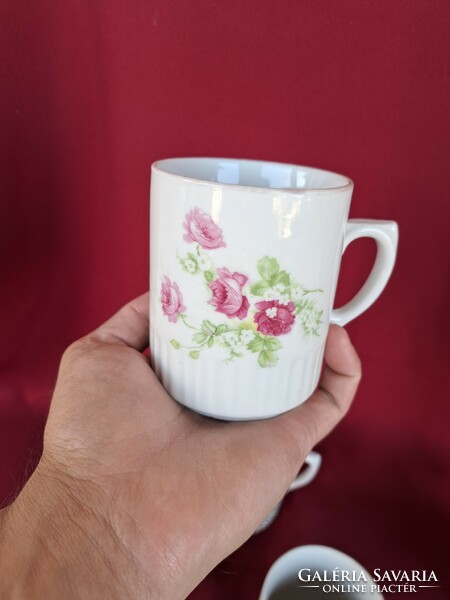 Pink floral mugs with a beautiful Zsolnay skirt