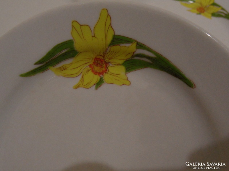 Lowland porcelain daffodil small plate (3 pcs.)
