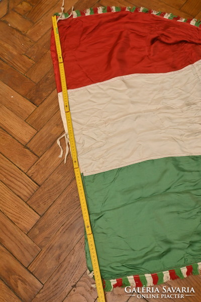 Régi, nagy magyar lobogó, zászló - Szatén, selyem, rojtos