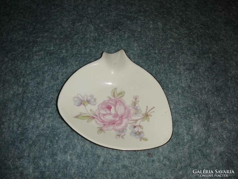 Aquincum porcelán hamutál hamutartó 8*10*10 cm (A4)